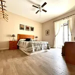別荘 Casa Santa Adriana *